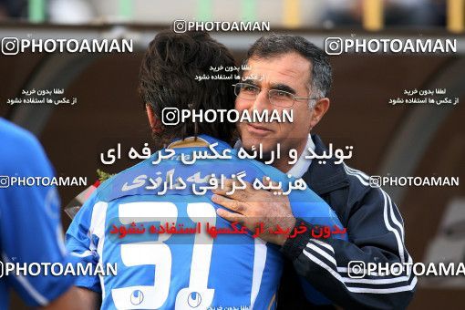 1166856, Ahvaz, [*parameter:4*], Iran Pro League، Persian Gulf Cup، 2010-11 season، Second Leg، Week 19، Foulad Khouzestan 4 v ۱ Esteghlal on 2010/12/19 at Takhti Stadium Ahvaz