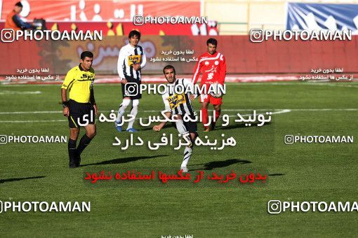 1167381, Tehran, Iran, لیگ برتر فوتبال ایران، Persian Gulf Cup، Week 19، Second Leg، Persepolis 1 v 4 Saba Qom on 2010/12/19 at Azadi Stadium