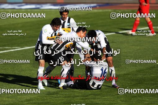 1167307, Tehran, Iran, Iran Pro League، Persian Gulf Cup، 2010-11 season، Second Leg، Week 19، Persepolis ۱ v 4 Saba Qom on 2010/12/19 at Azadi Stadium