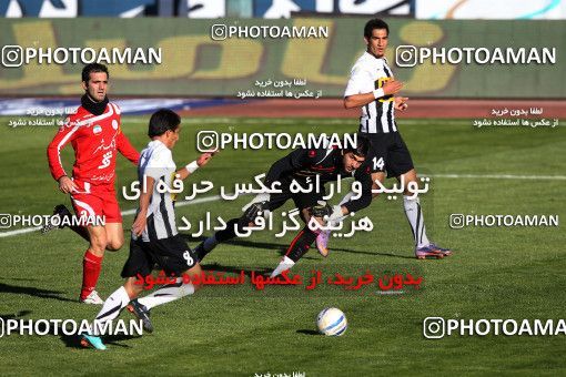 1167255, Tehran, Iran, Iran Pro League، Persian Gulf Cup، 2010-11 season، Second Leg، Week 19، Persepolis ۱ v 4 Saba Qom on 2010/12/19 at Azadi Stadium