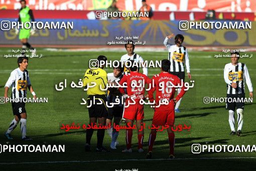 1167413, Tehran, Iran, Iran Pro League، Persian Gulf Cup، 2010-11 season، Second Leg، Week 19، Persepolis ۱ v 4 Saba Qom on 2010/12/19 at Azadi Stadium