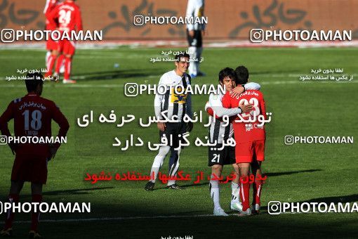 1167340, Tehran, Iran, لیگ برتر فوتبال ایران، Persian Gulf Cup، Week 19، Second Leg، Persepolis 1 v 4 Saba Qom on 2010/12/19 at Azadi Stadium