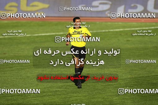 1167354, Tehran, Iran, لیگ برتر فوتبال ایران، Persian Gulf Cup، Week 19، Second Leg، Persepolis 1 v 4 Saba Qom on 2010/12/19 at Azadi Stadium