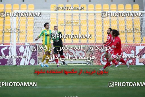 1167969, Tehran, [*parameter:4*], Iran Pro League، Persian Gulf Cup، 2010-11 season، Second Leg، Week 19، Rah Ahan ۰ v ۱ Tractor S.C. on 2010/12/19 at Takhti Stadium