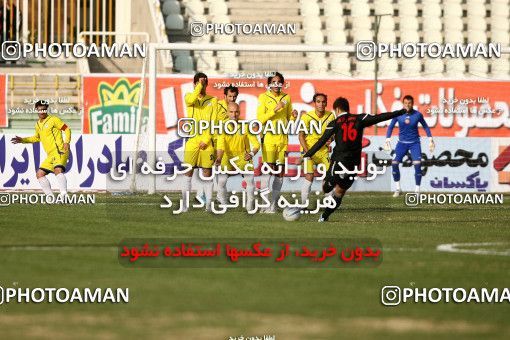 1168743, Tehran, [*parameter:4*], Iran Pro League، Persian Gulf Cup، 2010-11 season، Second Leg، Week 20، Naft Tehran 2 v 2 Steel Azin on 2010/12/23 at Shahid Dastgerdi Stadium