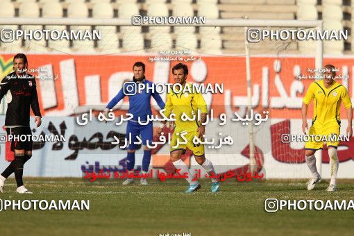 1169090, Tehran, [*parameter:4*], لیگ برتر فوتبال ایران، Persian Gulf Cup، Week 20، Second Leg، Naft Tehran 2 v 2 Steel Azin on 2010/12/23 at Shahid Dastgerdi Stadium