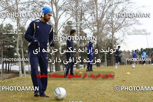 1170520, Tehran, , Esteghlal Football Team Training Session on 2011/02/01 at زمین شماره 2 ورزشگاه آزادی