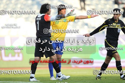 1171089, Tehran, [*parameter:4*], Iran Pro League، Persian Gulf Cup، 2010-11 season، Second Leg، Week 21، Persepolis 2 v ۰ Sanat Naft Abadan on 2011/02/05 at Azadi Stadium