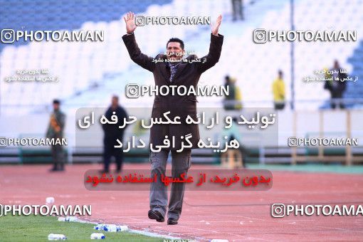 1171376, Tehran, [*parameter:4*], لیگ برتر فوتبال ایران، Persian Gulf Cup، Week 21، Second Leg، Persepolis 2 v 0 Sanat Naft Abadan on 2011/02/05 at Azadi Stadium