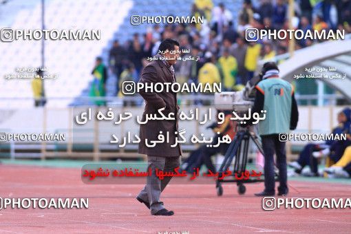 1171467, Tehran, [*parameter:4*], لیگ برتر فوتبال ایران، Persian Gulf Cup، Week 21، Second Leg، Persepolis 2 v 0 Sanat Naft Abadan on 2011/02/05 at Azadi Stadium