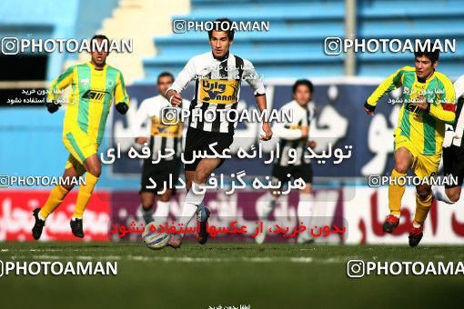 1171883, Tehran, Iran, Iran Pro League، Persian Gulf Cup، 2010-11 season، Second Leg، Week 21، Rah Ahan ۰ v 2 Saba Qom on 2011/02/05 at Ekbatan Stadium