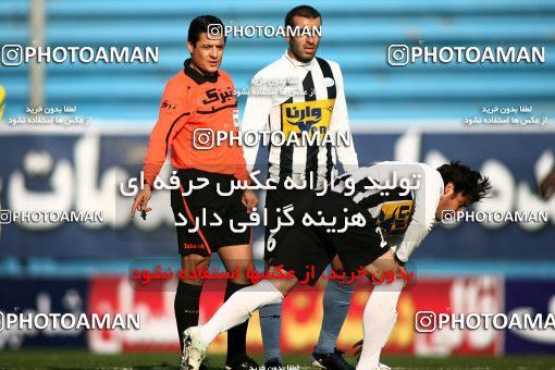 1171962, Tehran, Iran, Iran Pro League، Persian Gulf Cup، 2010-11 season، Second Leg، Week 21، Rah Ahan ۰ v 2 Saba Qom on 2011/02/05 at Ekbatan Stadium