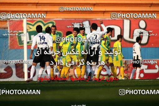 1172161, Tehran, Iran, Iran Pro League، Persian Gulf Cup، 2010-11 season، Second Leg، Week 21، Rah Ahan ۰ v 2 Saba Qom on 2011/02/05 at Ekbatan Stadium