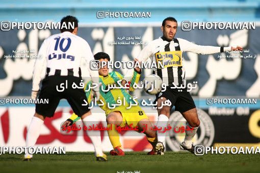 1171826, Tehran, Iran, Iran Pro League، Persian Gulf Cup، 2010-11 season، Second Leg، Week 21، Rah Ahan ۰ v 2 Saba Qom on 2011/02/05 at Ekbatan Stadium