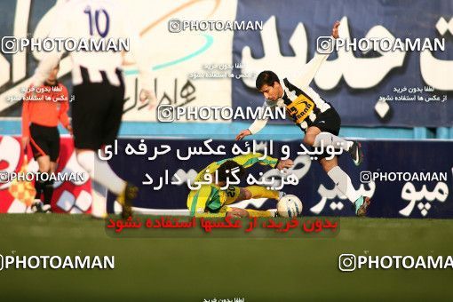 1171837, Tehran, Iran, Iran Pro League، Persian Gulf Cup، 2010-11 season، Second Leg، Week 21، Rah Ahan ۰ v 2 Saba Qom on 2011/02/05 at Ekbatan Stadium