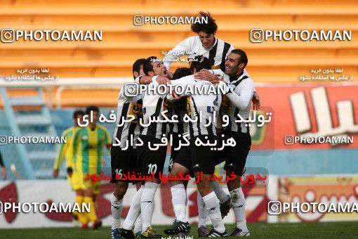 1171778, Tehran, Iran, Iran Pro League، Persian Gulf Cup، 2010-11 season، Second Leg، Week 21، Rah Ahan ۰ v 2 Saba Qom on 2011/02/05 at Ekbatan Stadium