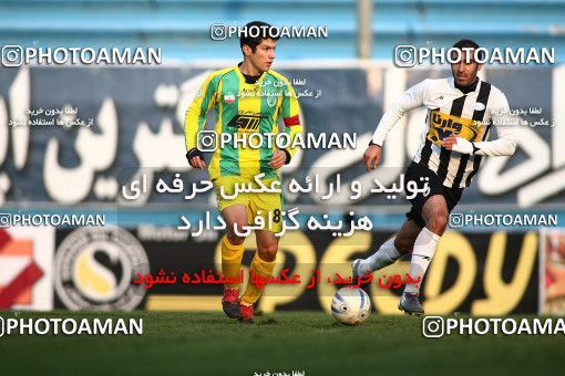 1172168, Tehran, Iran, Iran Pro League، Persian Gulf Cup، 2010-11 season، Second Leg، Week 21، Rah Ahan ۰ v 2 Saba Qom on 2011/02/05 at Ekbatan Stadium