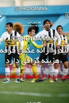 1171947, Tehran, Iran, لیگ برتر فوتبال ایران، Persian Gulf Cup، Week 21، Second Leg، Rah Ahan 0 v 2 Saba Qom on 2011/02/05 at Ekbatan Stadium