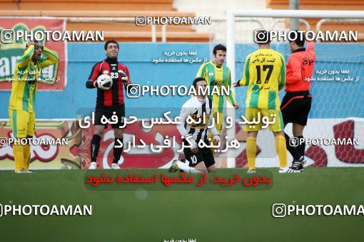 1172075, Tehran, Iran, Iran Pro League، Persian Gulf Cup، 2010-11 season، Second Leg، Week 21، Rah Ahan ۰ v 2 Saba Qom on 2011/02/05 at Ekbatan Stadium