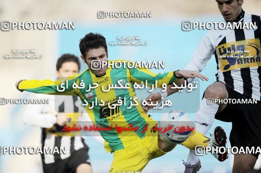 1171513, Tehran, Iran, Iran Pro League، Persian Gulf Cup، 2010-11 season، Second Leg، Week 21، Rah Ahan ۰ v 2 Saba Qom on 2011/02/05 at Ekbatan Stadium