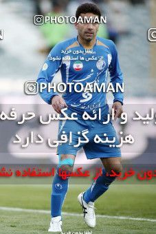 1172340, Tehran, Iran, Iran Pro League، Persian Gulf Cup، 2010-11 season، Second Leg، Week 21، Steel Azin ۱ v 3 Esteghlal on 2011/02/06 at Azadi Stadium