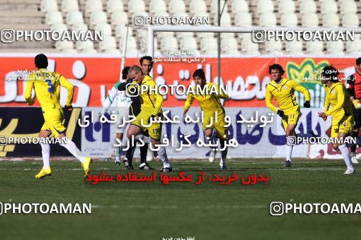 1173133, Tehran, [*parameter:4*], Iran Pro League، Persian Gulf Cup، 2010-11 season، Second Leg، Week 22، Naft Tehran 4 v ۱ Pas on 2011/02/13 at Shahid Dastgerdi Stadium