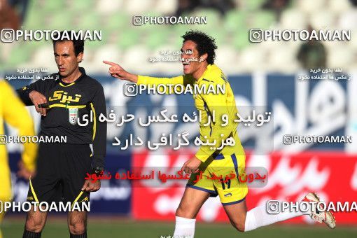 1173059, Tehran, [*parameter:4*], Iran Pro League، Persian Gulf Cup، 2010-11 season، Second Leg، Week 22، Naft Tehran 4 v ۱ Pas on 2011/02/13 at Shahid Dastgerdi Stadium