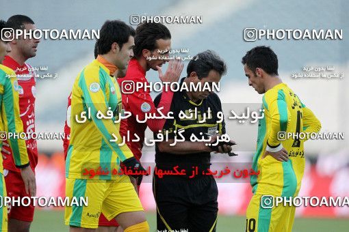 1173741, Tehran, Iran, Iran Pro League، Persian Gulf Cup، 2010-11 season، Second Leg، Week 22، Persepolis ۰ v ۰ Rah Ahan on 2011/02/13 at Azadi Stadium