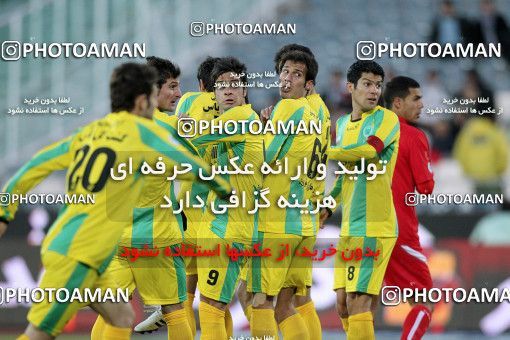 1173660, Tehran, Iran, Iran Pro League، Persian Gulf Cup، 2010-11 season، Second Leg، Week 22، Persepolis ۰ v ۰ Rah Ahan on 2011/02/13 at Azadi Stadium