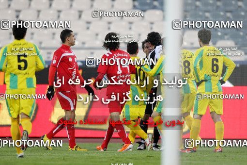 1173704, Tehran, Iran, Iran Pro League، Persian Gulf Cup، 2010-11 season، Second Leg، Week 22، Persepolis ۰ v ۰ Rah Ahan on 2011/02/13 at Azadi Stadium