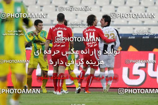 1173730, Tehran, Iran, Iran Pro League، Persian Gulf Cup، 2010-11 season، Second Leg، Week 22، Persepolis ۰ v ۰ Rah Ahan on 2011/02/13 at Azadi Stadium