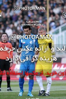 1174397, Tehran, [*parameter:4*], لیگ برتر فوتبال ایران، Persian Gulf Cup، Week 23، Second Leg، Esteghlal 3 v 1 Naft Tehran on 2011/02/18 at Azadi Stadium