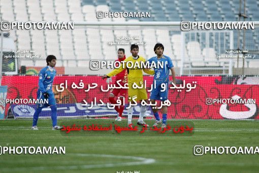 1174655, Tehran, [*parameter:4*], Iran Pro League، Persian Gulf Cup، 2010-11 season، Second Leg، Week 23، Esteghlal 3 v ۱ Naft Tehran on 2011/02/18 at Azadi Stadium