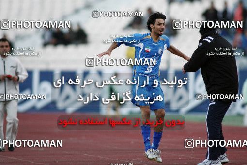 1174701, Tehran, [*parameter:4*], Iran Pro League، Persian Gulf Cup، 2010-11 season، Second Leg، Week 23، Esteghlal 3 v ۱ Naft Tehran on 2011/02/18 at Azadi Stadium