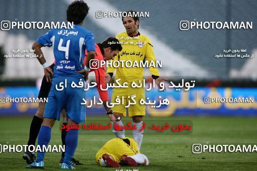 1174652, Tehran, [*parameter:4*], Iran Pro League، Persian Gulf Cup، 2010-11 season، Second Leg، Week 23، Esteghlal 3 v ۱ Naft Tehran on 2011/02/18 at Azadi Stadium