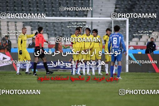 1174758, Tehran, [*parameter:4*], Iran Pro League، Persian Gulf Cup، 2010-11 season، Second Leg، Week 23، Esteghlal 3 v ۱ Naft Tehran on 2011/02/18 at Azadi Stadium