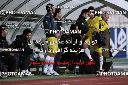 1174726, Tehran, [*parameter:4*], Iran Pro League، Persian Gulf Cup، 2010-11 season، Second Leg، Week 23، Esteghlal 3 v ۱ Naft Tehran on 2011/02/18 at Azadi Stadium