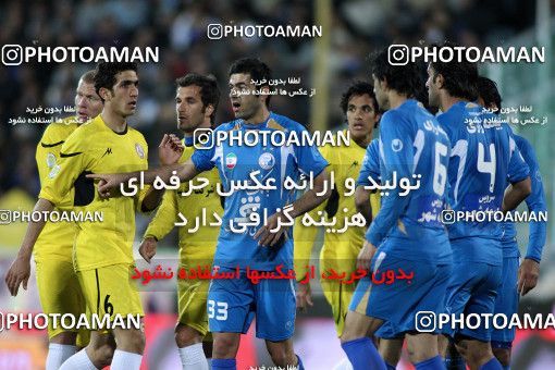 1174384, Tehran, [*parameter:4*], Iran Pro League، Persian Gulf Cup، 2010-11 season، Second Leg، Week 23، Esteghlal 3 v ۱ Naft Tehran on 2011/02/18 at Azadi Stadium