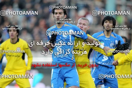 1174868, Tehran, [*parameter:4*], لیگ برتر فوتبال ایران، Persian Gulf Cup، Week 23، Second Leg، Esteghlal 3 v 1 Naft Tehran on 2011/02/18 at Azadi Stadium