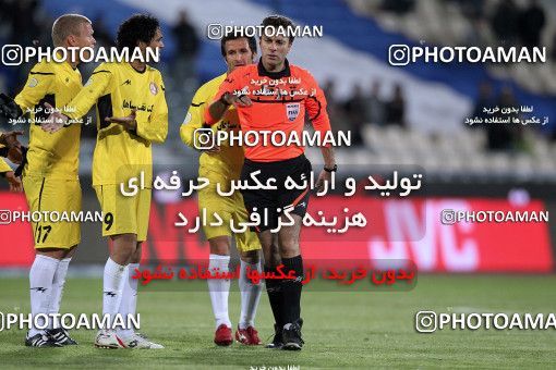 1174968, Tehran, [*parameter:4*], لیگ برتر فوتبال ایران، Persian Gulf Cup، Week 23، Second Leg، Esteghlal 3 v 1 Naft Tehran on 2011/02/18 at Azadi Stadium