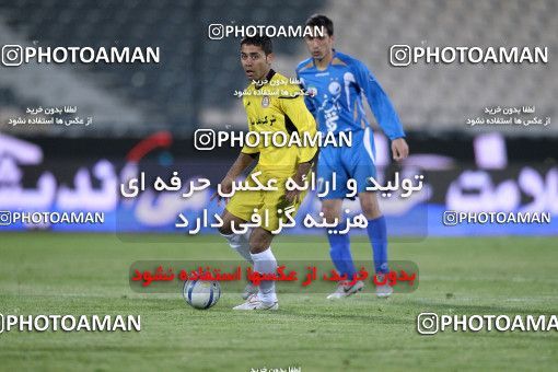 1174811, Tehran, [*parameter:4*], لیگ برتر فوتبال ایران، Persian Gulf Cup، Week 23، Second Leg، Esteghlal 3 v 1 Naft Tehran on 2011/02/18 at Azadi Stadium