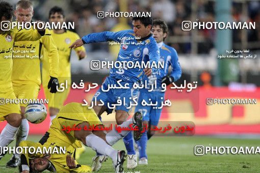 1175004, Tehran, [*parameter:4*], لیگ برتر فوتبال ایران، Persian Gulf Cup، Week 23، Second Leg، Esteghlal 3 v 1 Naft Tehran on 2011/02/18 at Azadi Stadium