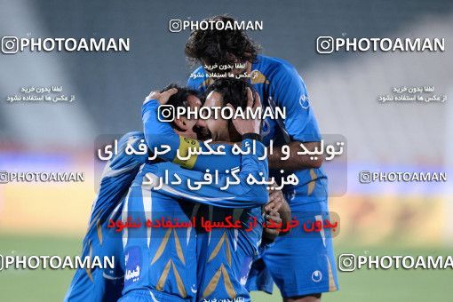 1174930, Tehran, [*parameter:4*], Iran Pro League، Persian Gulf Cup، 2010-11 season، Second Leg، Week 23، Esteghlal 3 v ۱ Naft Tehran on 2011/02/18 at Azadi Stadium