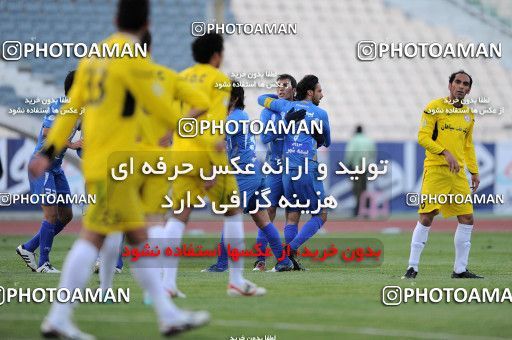 1174447, Tehran, [*parameter:4*], Iran Pro League، Persian Gulf Cup، 2010-11 season، Second Leg، Week 23، Esteghlal 3 v ۱ Naft Tehran on 2011/02/18 at Azadi Stadium