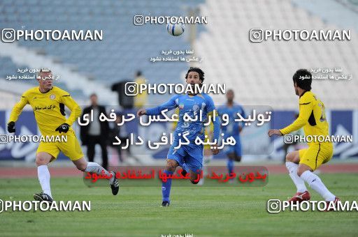 1174457, Tehran, [*parameter:4*], Iran Pro League، Persian Gulf Cup، 2010-11 season، Second Leg، Week 23، Esteghlal 3 v ۱ Naft Tehran on 2011/02/18 at Azadi Stadium