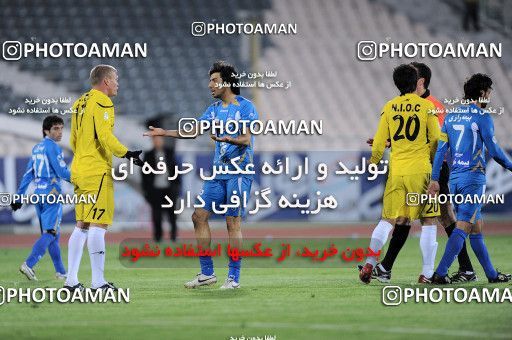 1174435, Tehran, [*parameter:4*], Iran Pro League، Persian Gulf Cup، 2010-11 season، Second Leg، Week 23، Esteghlal 3 v ۱ Naft Tehran on 2011/02/18 at Azadi Stadium