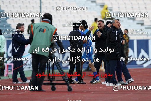 1174521, Tehran, [*parameter:4*], Iran Pro League، Persian Gulf Cup، 2010-11 season، Second Leg، Week 23، Esteghlal 3 v ۱ Naft Tehran on 2011/02/18 at Azadi Stadium