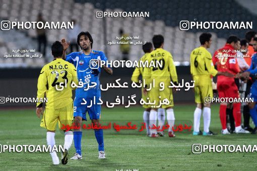 1174597, Tehran, [*parameter:4*], Iran Pro League، Persian Gulf Cup، 2010-11 season، Second Leg، Week 23، Esteghlal 3 v ۱ Naft Tehran on 2011/02/18 at Azadi Stadium