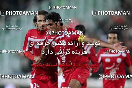 1176147, Tehran, Iran, Iran Pro League، Persian Gulf Cup، 2010-11 season، Second Leg، Week 24، Persepolis 3 v ۱ Foulad Khouzestan on 2011/02/25 at Azadi Stadium