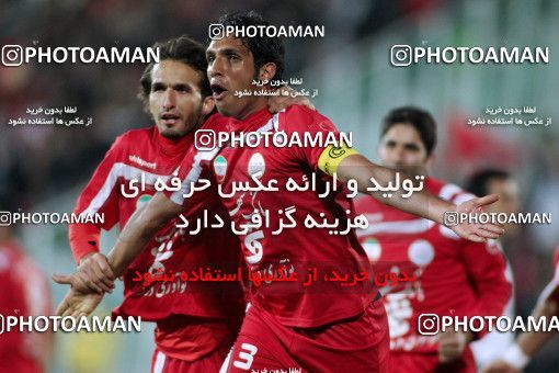 1176190, Tehran, Iran, Iran Pro League، Persian Gulf Cup، 2010-11 season، Second Leg، Week 24، Persepolis 3 v ۱ Foulad Khouzestan on 2011/02/25 at Azadi Stadium